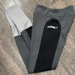 Gymshark Two-Tone Gray and Black Leggings XS